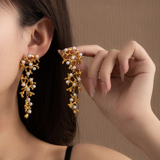 Beautiful Pearls Drop Earrings