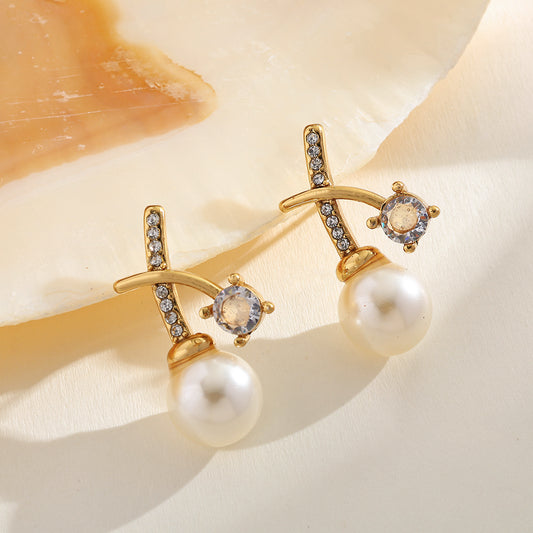Gold Plated Pearl Stud